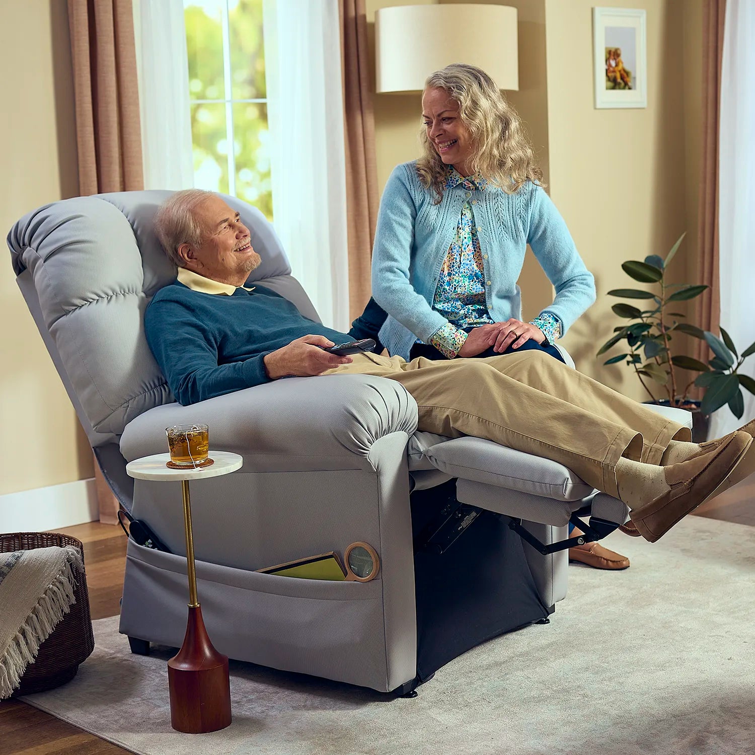 Journey Comfort-Perfect Sleep Chair & Lift Chair Deluxe Plus 2 Zone (w/ Blanket & USB) 27270